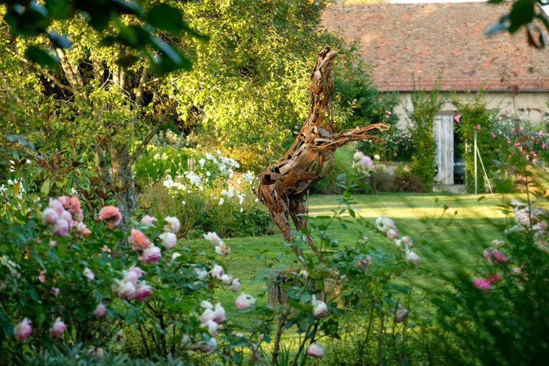 Les Jardins Des Soussilanges Acomodação com café da manhã Céron Exterior foto